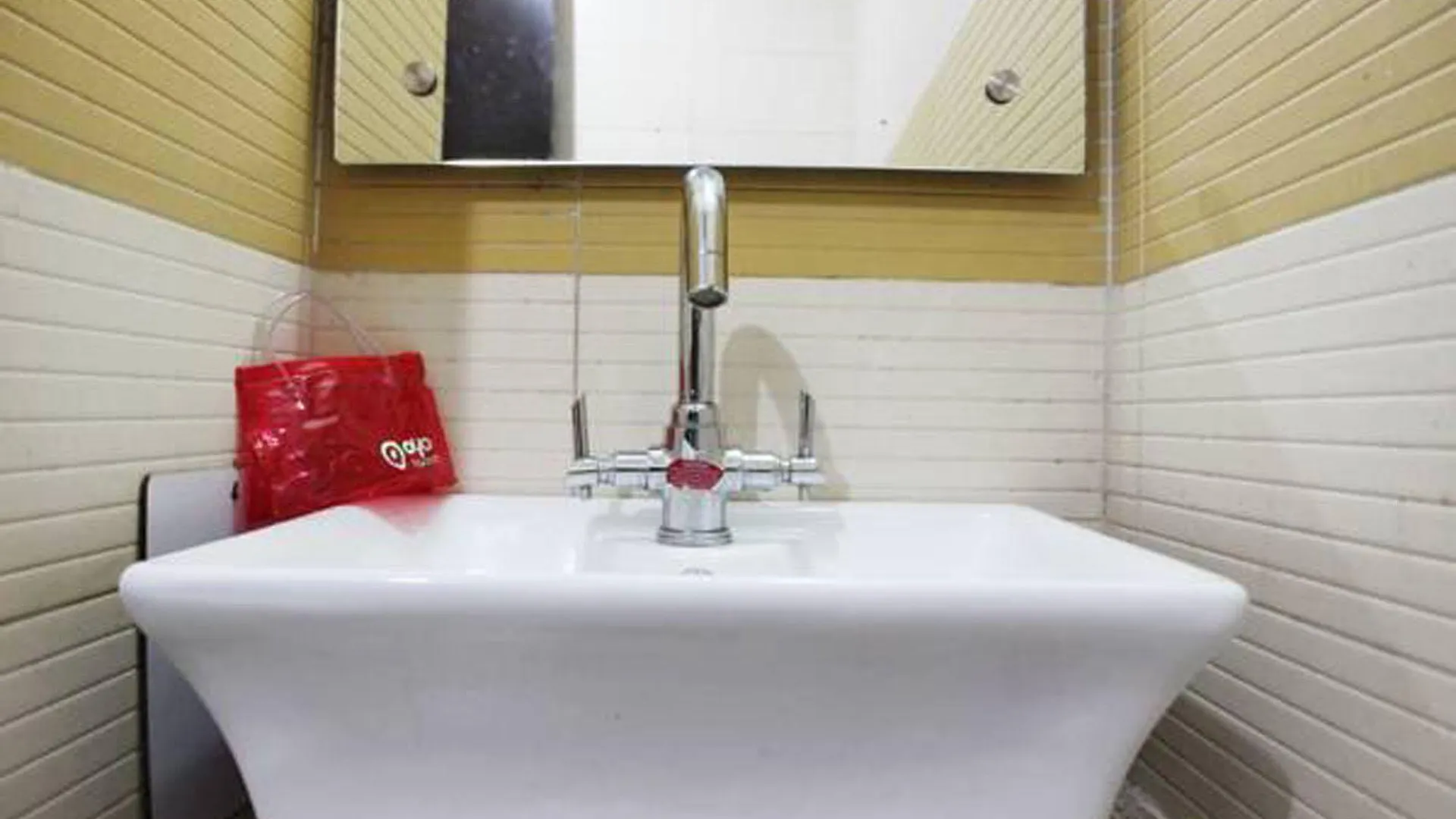 Hotel Taj Galaxy Agra  3*, Agra (Uttar Pradesh) India