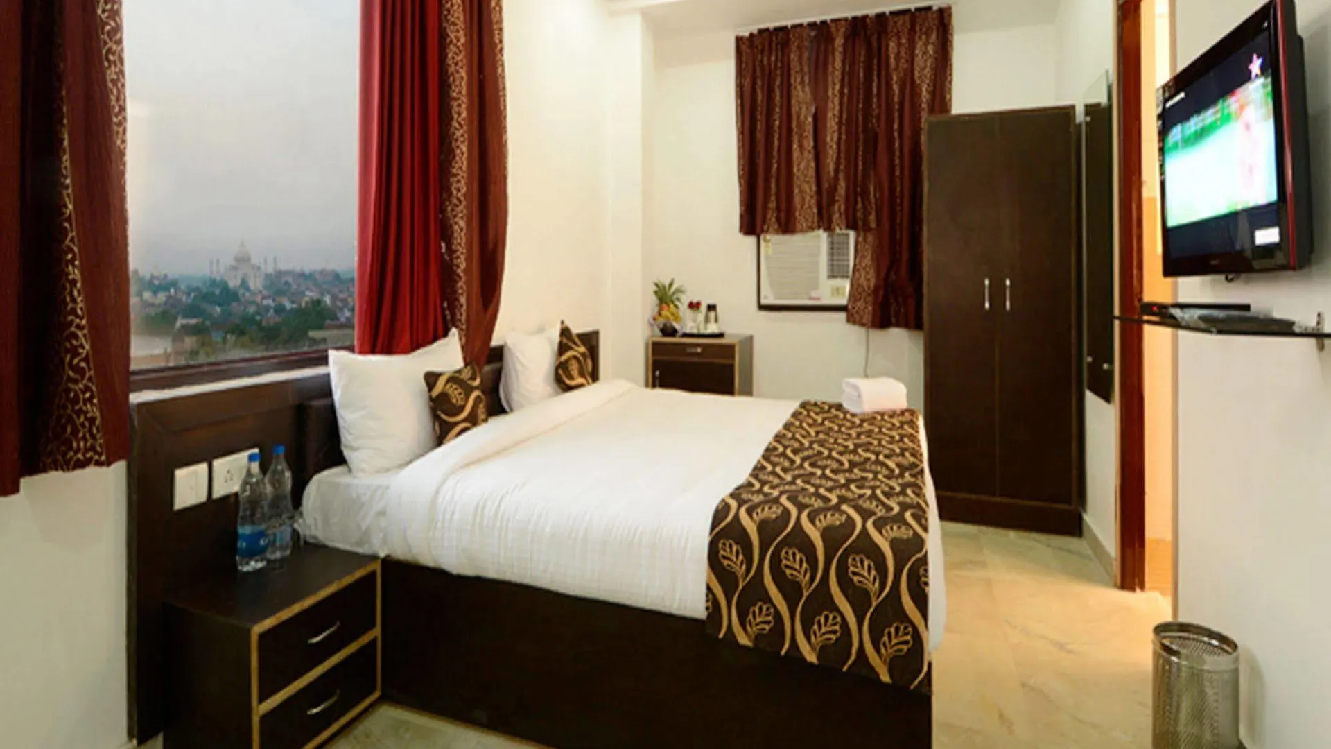 Hotel Taj Galaxy Agra