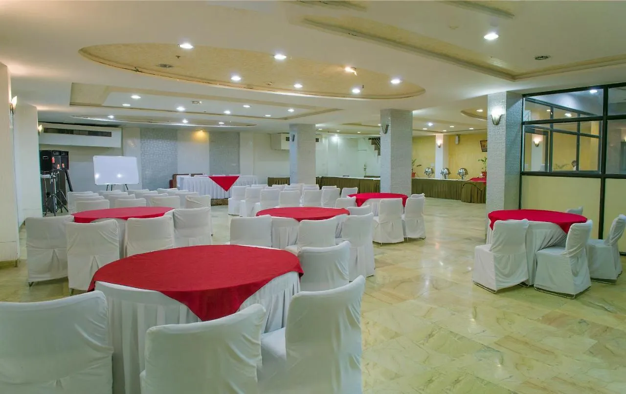 Hotel Taj Galaxy Agra   Agra (Uttar Pradesh)